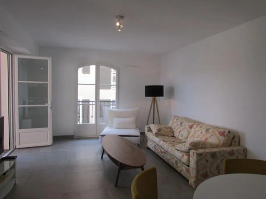 New Development Place Des Lices Saint-Tropez 0*,  Frankrike