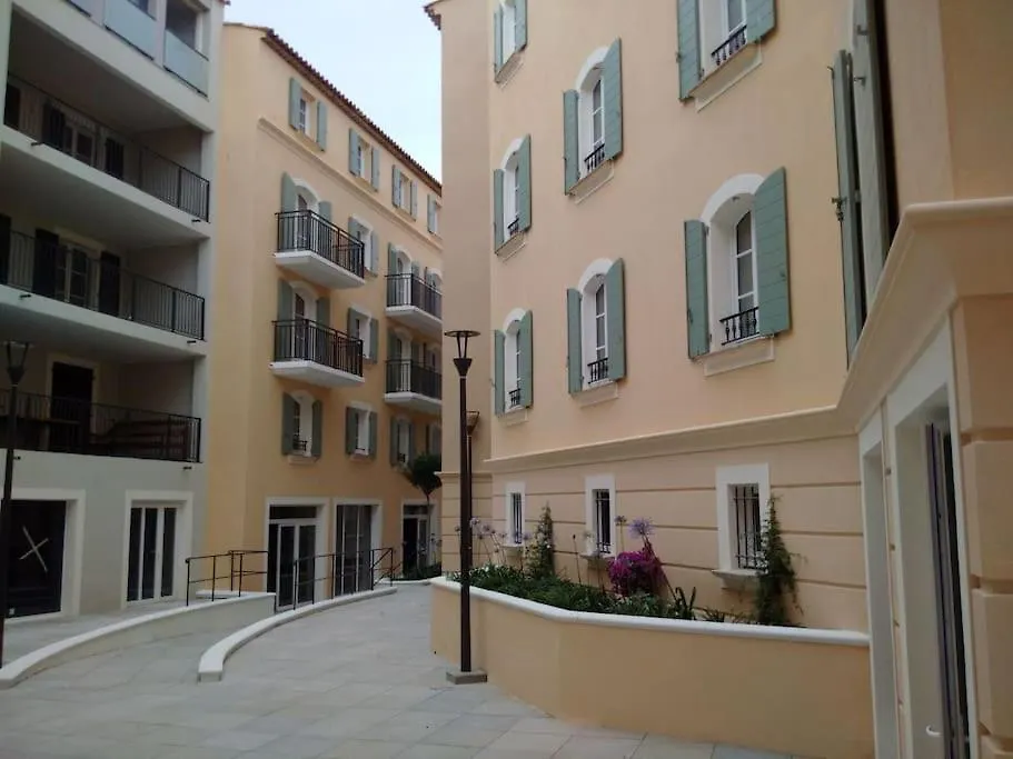 New Development Place Des Lices Saint-Tropez Lägenhet