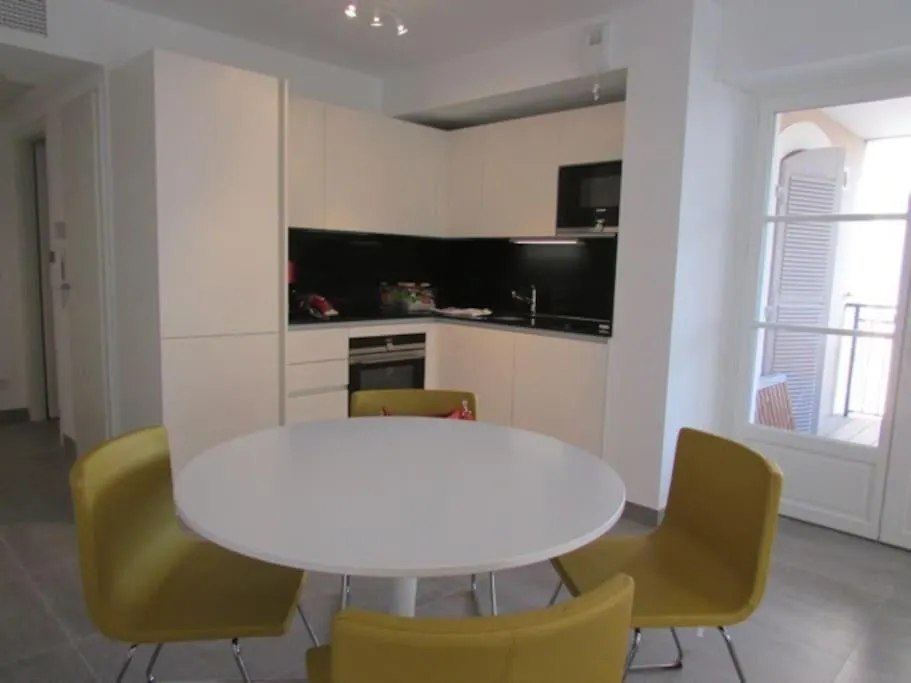 New Development Place Des Lices Saint-Tropez 0*,  France